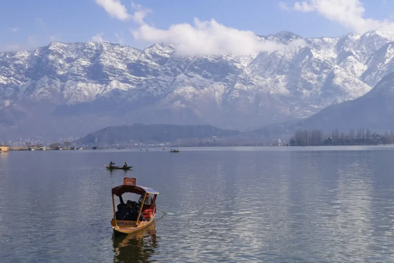 Kashmir Grand Tour with Houseboat